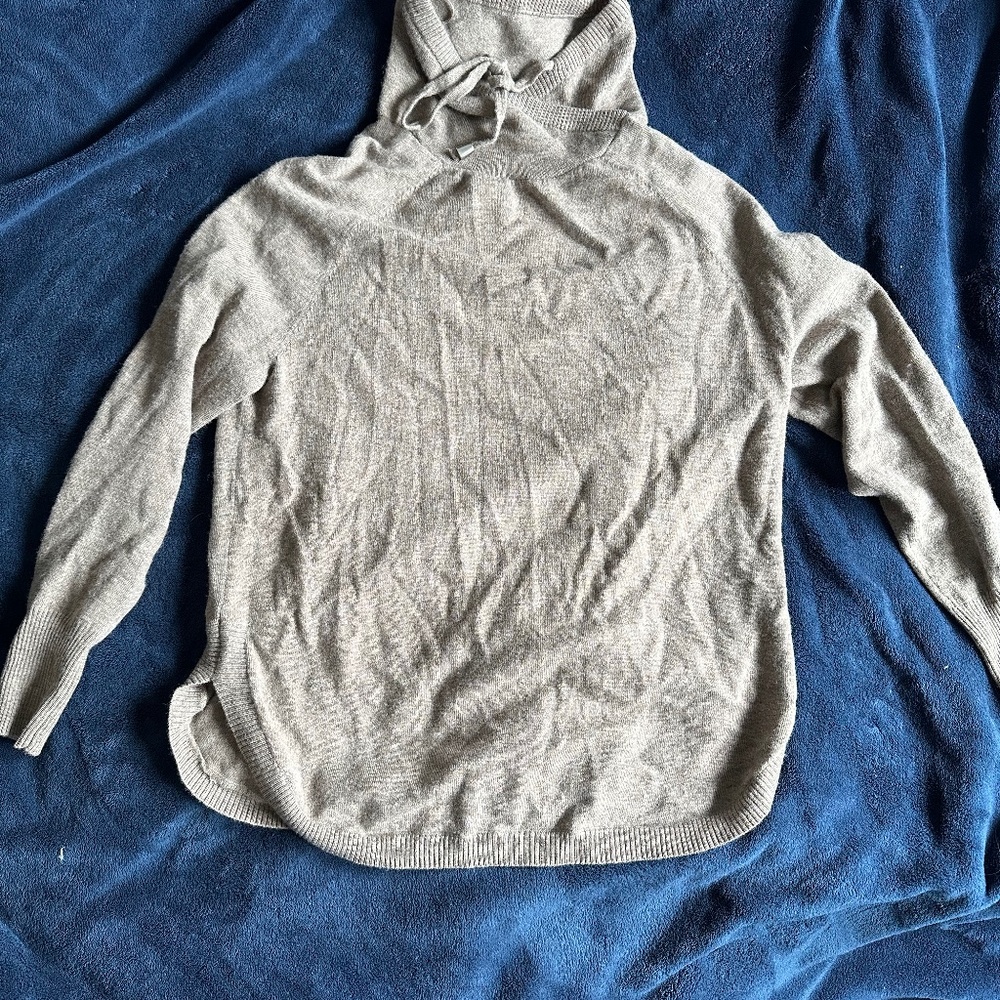 Merino wool sweater beige small